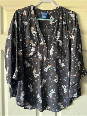 Disney Frozen Olaf Print V-Neck Blouse Torrid